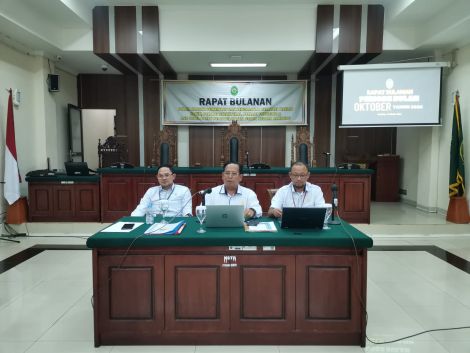 Rapat Bulanan PTUN Bandung Periode Oktober 2024: Pembahasan Kinerja dan Evaluasi Inovasi Layanan