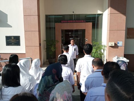 Kegiatan Apel Pagi untuk Membangun Kedisiplinan dan Kebersamaan