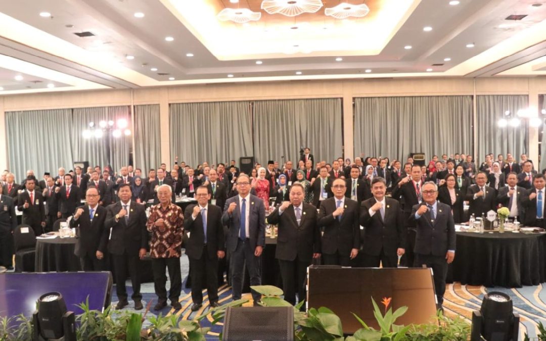 “Hakim Bermartabat, Peradilan Hebat”, Wakil Ketua PTUN Bandung Hadiri Munas IKAHI