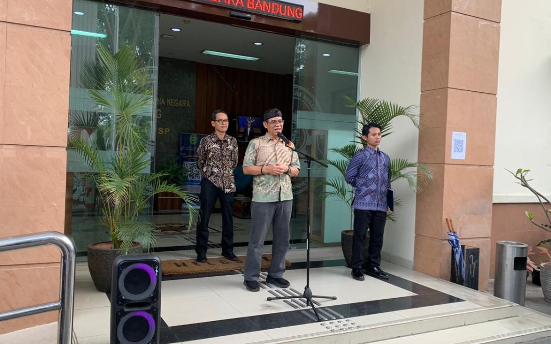 PTUN Bandung Gelar Apel Sore Penutup Pekan dengan Pesan Menjaga Kesehatan dan Kebersamaan