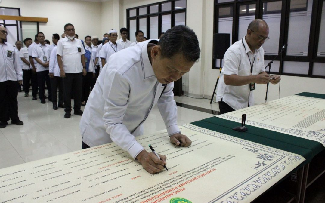 PTUN Bandung Teguhkan Komitmen Integritas Melalui Penandatanganan Pakta Integritas dan Perjanjian Kinerja Tahun 2026