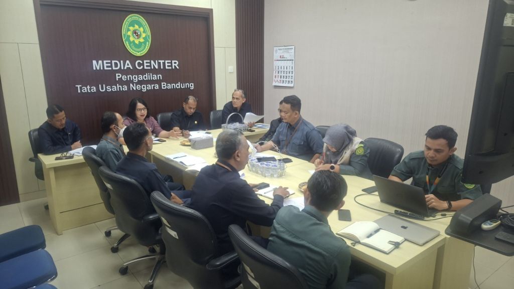 Rapat Internal Pejabat Struktural PTUN Bandung Perkuat Sinergi dan Koordinasi Pelaksanaan Tugas